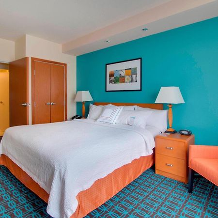Fairfield Inn & Suites By Marriott Клермонт Екстериор снимка