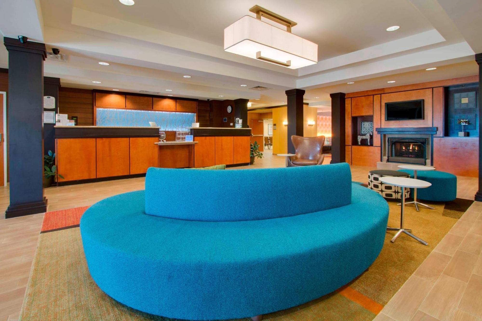 Fairfield Inn & Suites By Marriott Клермонт Екстериор снимка