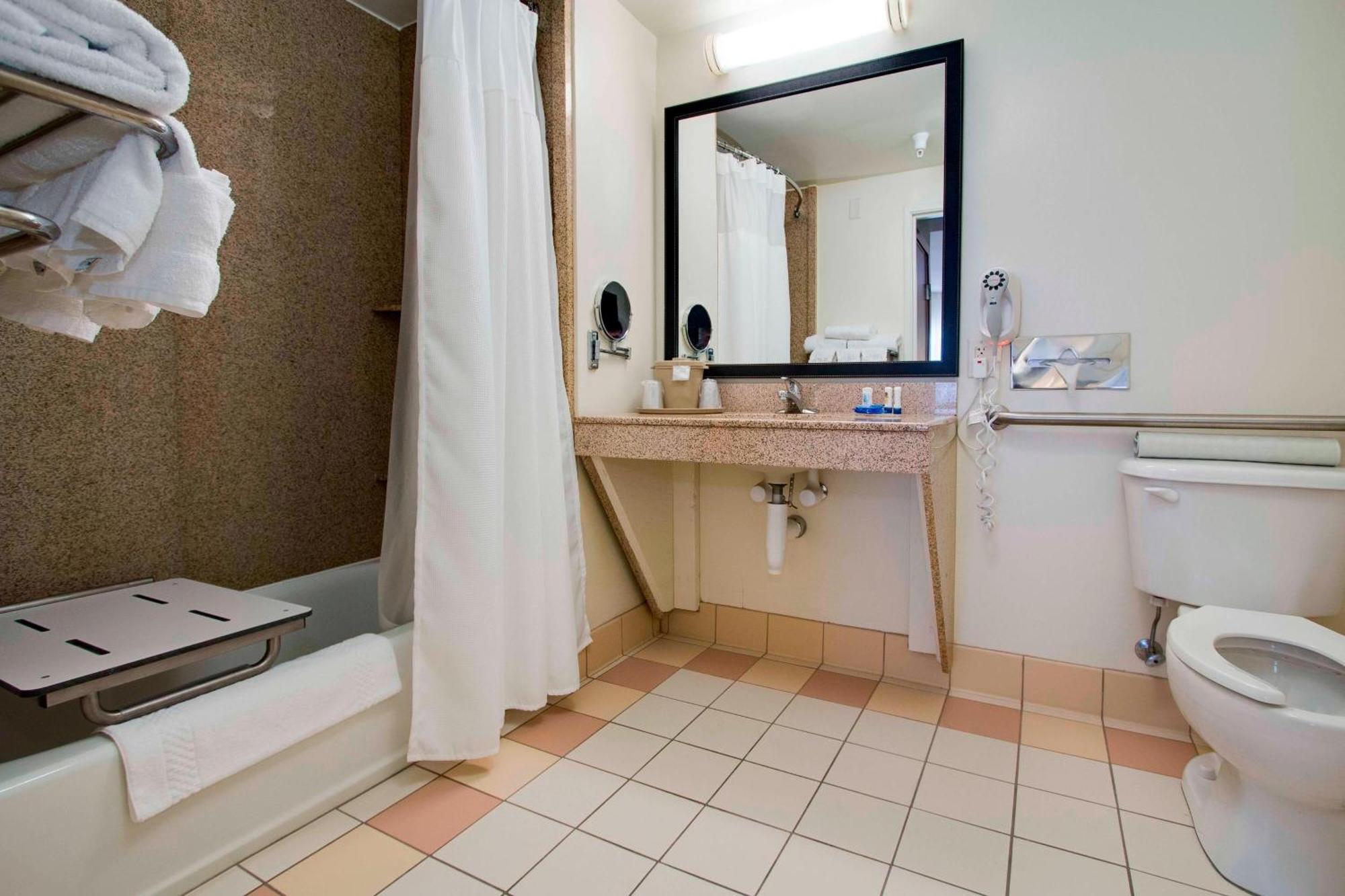 Fairfield Inn & Suites By Marriott Клермонт Екстериор снимка