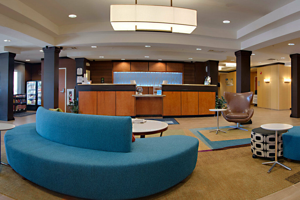 Fairfield Inn & Suites By Marriott Клермонт Екстериор снимка