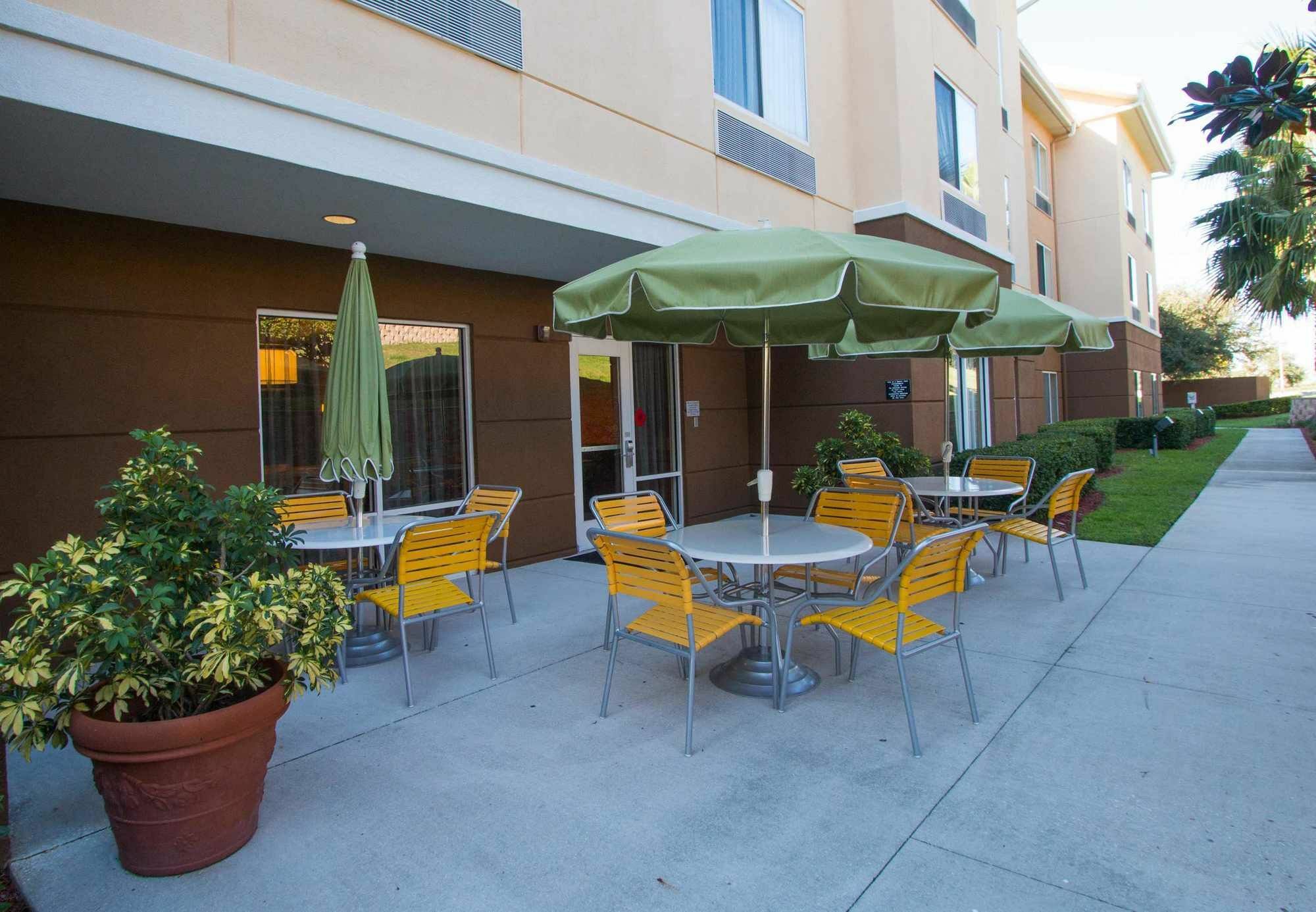 Fairfield Inn & Suites By Marriott Клермонт Екстериор снимка
